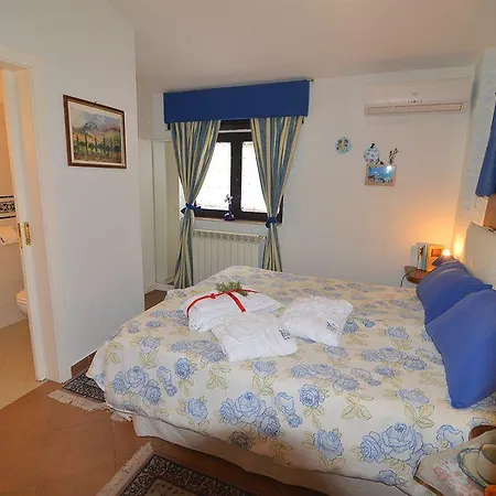 Country Casa Mazzoni Hotel 2*