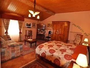 Inn Country Casa Mazzoni 2*