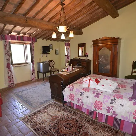 Country Casa Mazzoni 2*